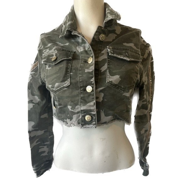 Justice Girls Stretch Green Camouflage Embellished Cropped Denim Jacket Size 10 - Picture 1 of 4